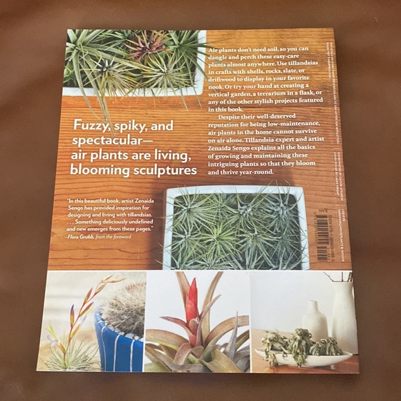 Book on Air Plants Tillandsias - Picture 2 of 6